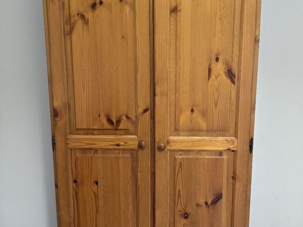 Solid Pine Wardrobe – €120 - Main image