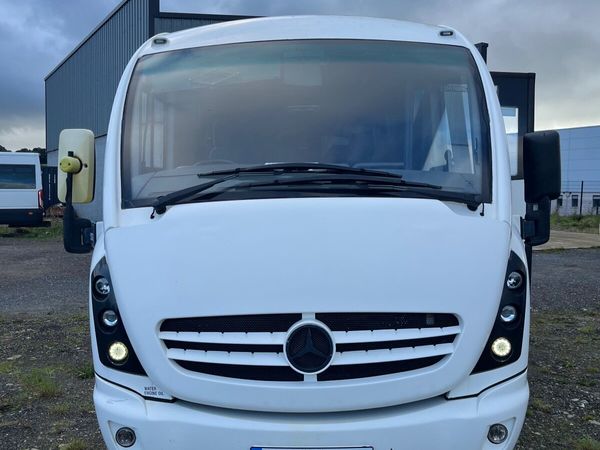 2014 Mercedes-Benz Plaxton Cheetah - Main image