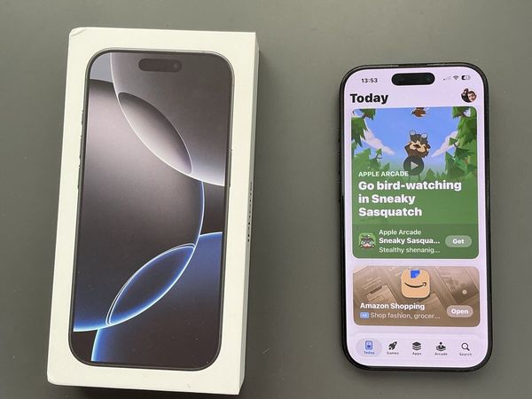 iPhone 16 pro - Main image