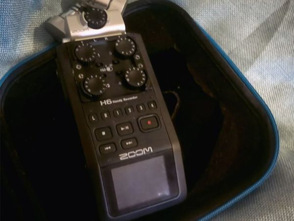 ZOOM H6 Audio Recorder - All capsules included - Main image