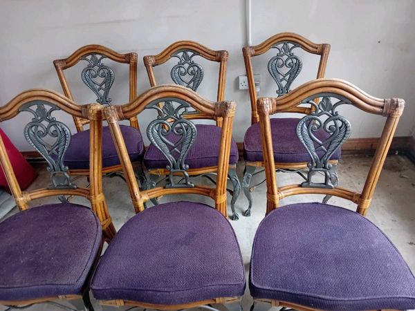Antique chairs and Table - Main image