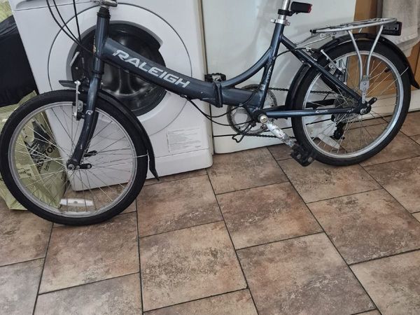 Raleigh Evo 7sp  Foldup bike - Main image