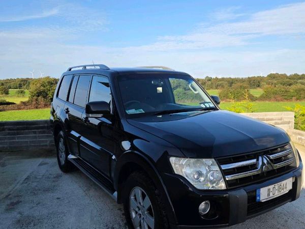 Mitsubishi Pajero - Main image