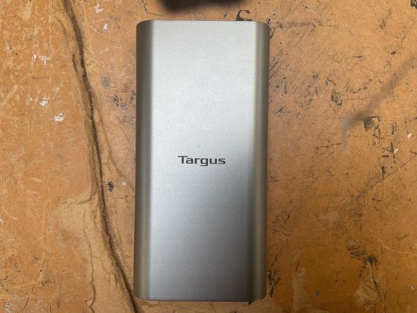 Targus laptop power bank 100w 25000mah - Main image