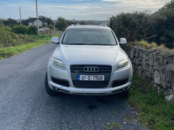 Audi q7 - Main image