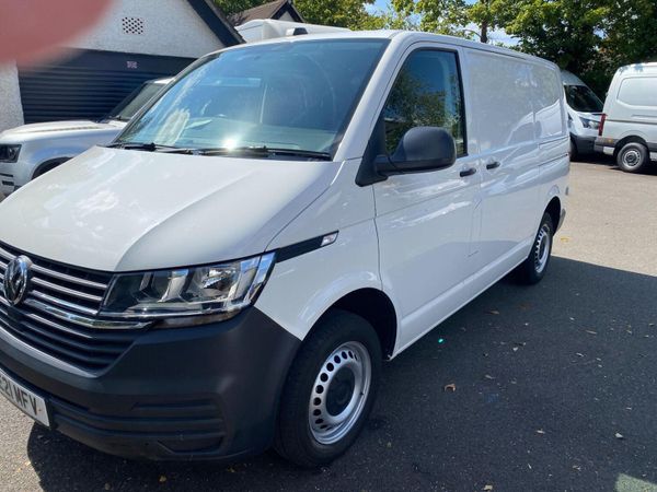 Volkswagen Transporter 2021 super clean! - Main image