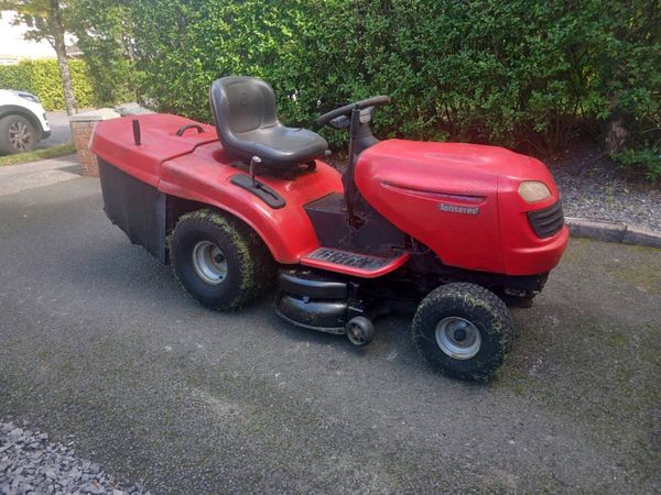 Ride on lawnmower - Main image