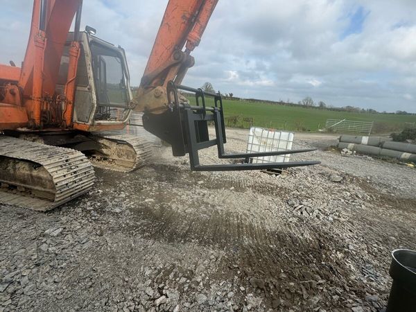 13T digger floating forks - Main image
