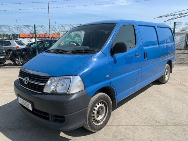 I buy all toyota vans...all years up to 2013 - Main image
