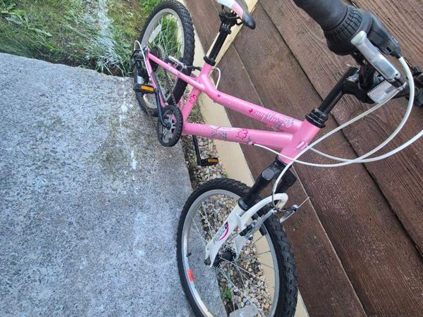 Girls bikes - Main image