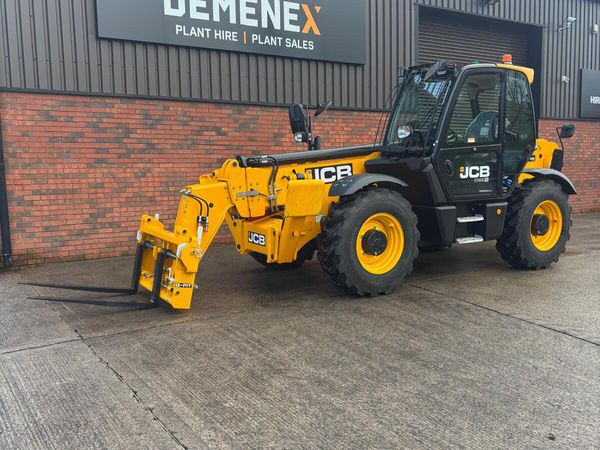 BIG ENGINE (81KW / 109HP ENGINE)  JCB 540-140 - Main image