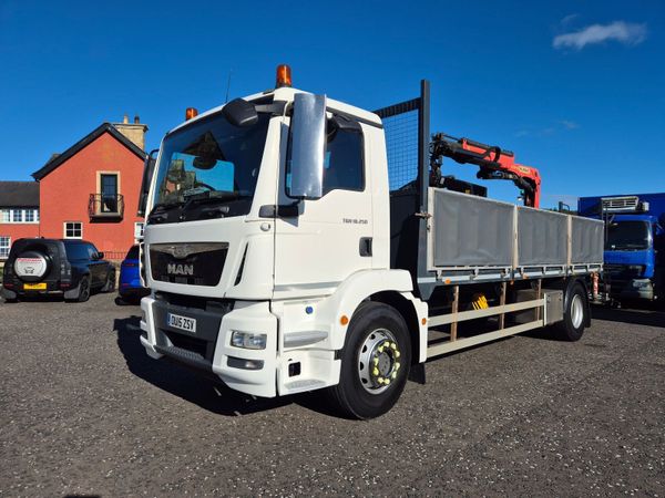 MAN 18.250 Block truck Palfinger crane 203000 kms - Main image