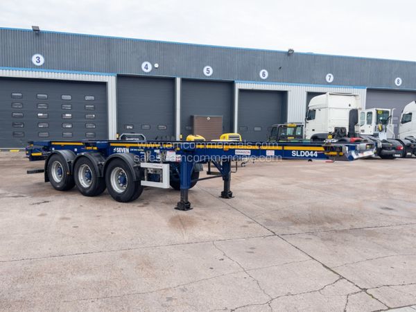 2021 DENNISON SLIDING SKELETAL TRAILER - Main image