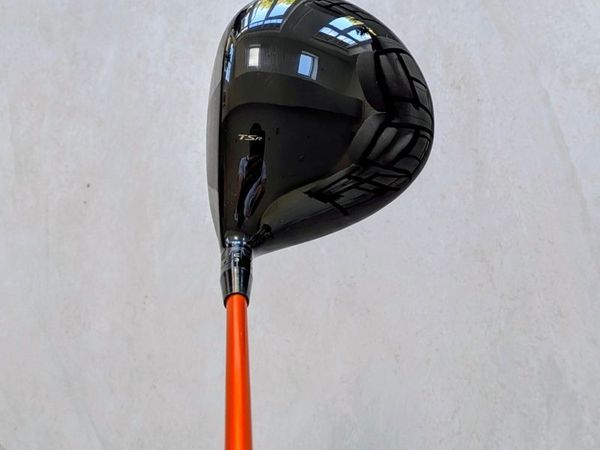 Titleist TSR2 9.0 degree w/Tour AD shaft - Main image