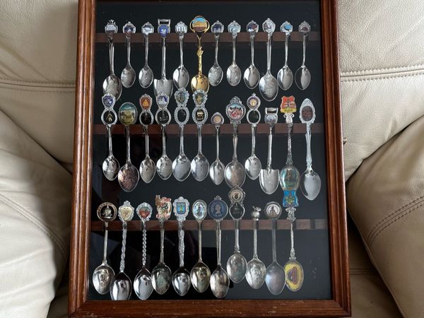 Souvenir Spoon glass  display frame - Main image