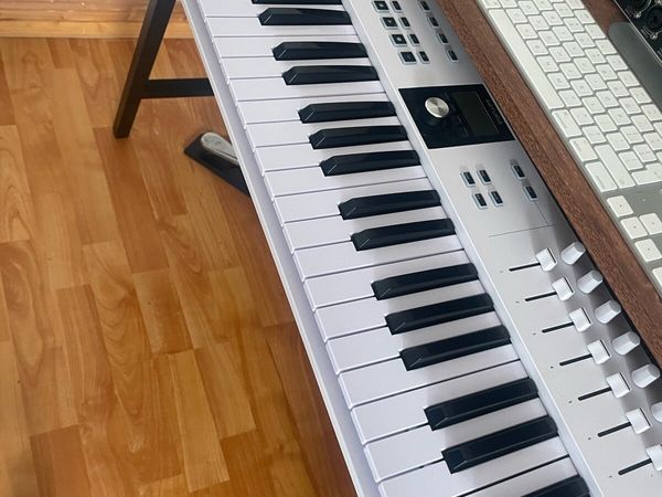 Midi keyboard - Main image