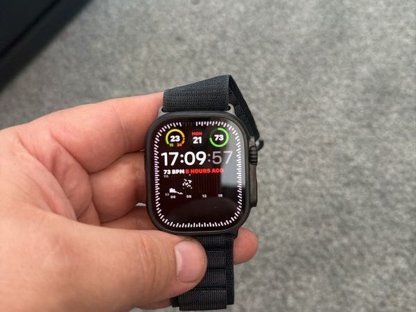 Apple Watch Ultra 3 black - Main image