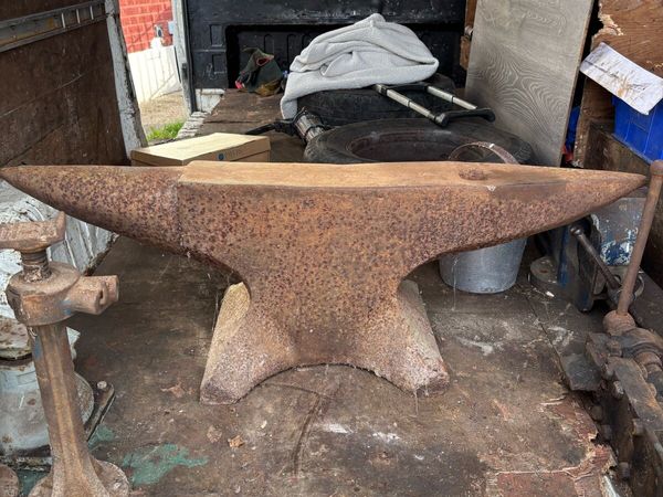 J B Southampton pattern forged ANVIL 325kg - Main image