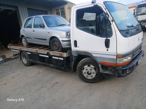 Mitsubishi canter 3.9 and nissan micra 99 - Main image