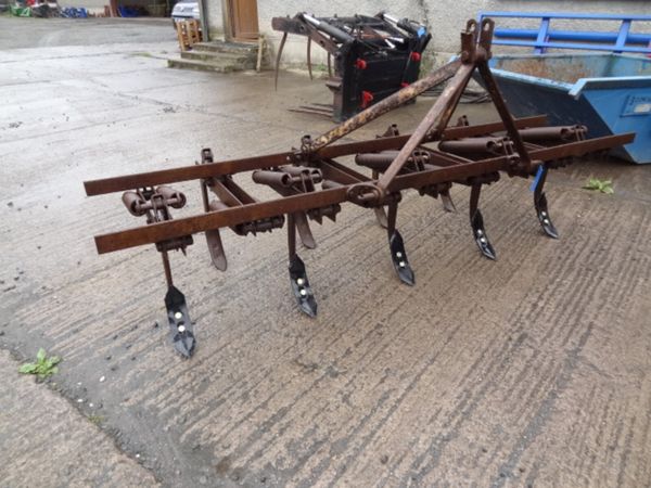 MF Massey Ferguson 7FT Springtine Grubber - Main image