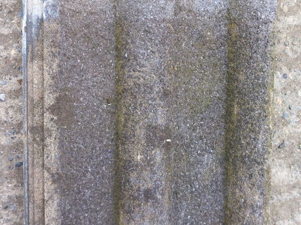 Roof Tiles - 300 x Redland 50's - Main image