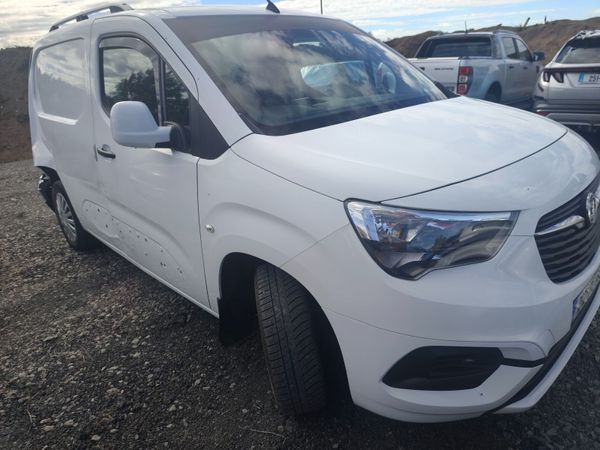 212 Vauxhall combo - Main image