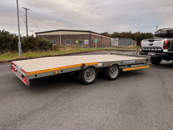 Dale Kane Beavertail Trailer - Main image