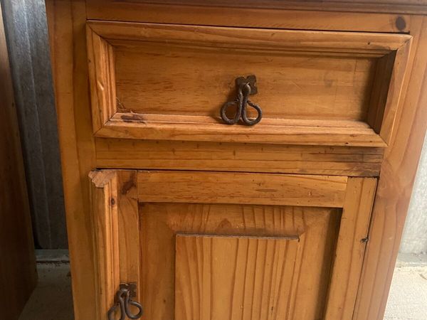 Mexican Pine Locker - Main image