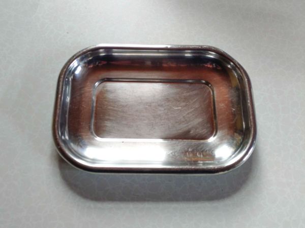 METAL TRAY (USED). - Main image