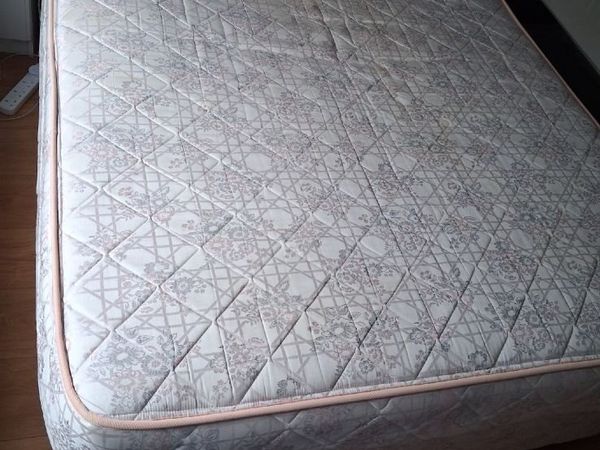 Double bed - Main image