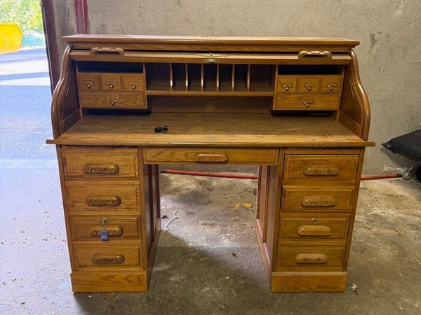 Large antique desk - Main image