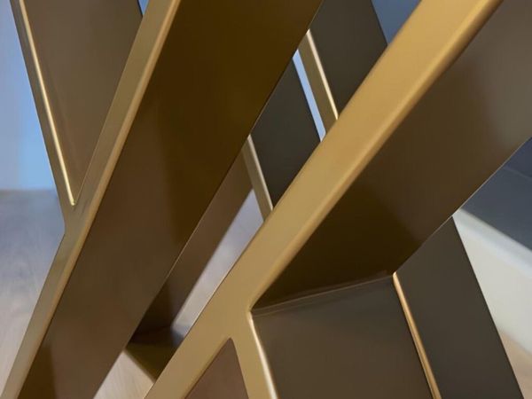 Set of 2 Hourglass-Shaped Gold Metal Legs - Main image