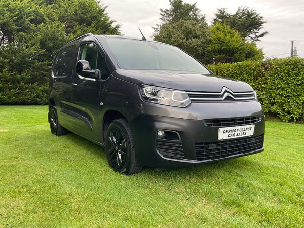 2023 Citroen Berlingo Driver Edition  *30504 Mls* - Main image