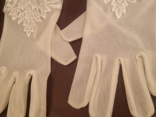 Commuion gloves hand made - Main image