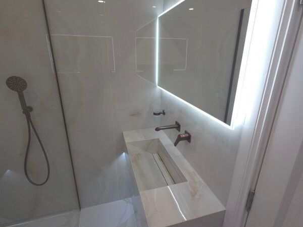 sink made by tiles - Main image