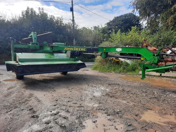 John Deere 530 with grouper - Main image