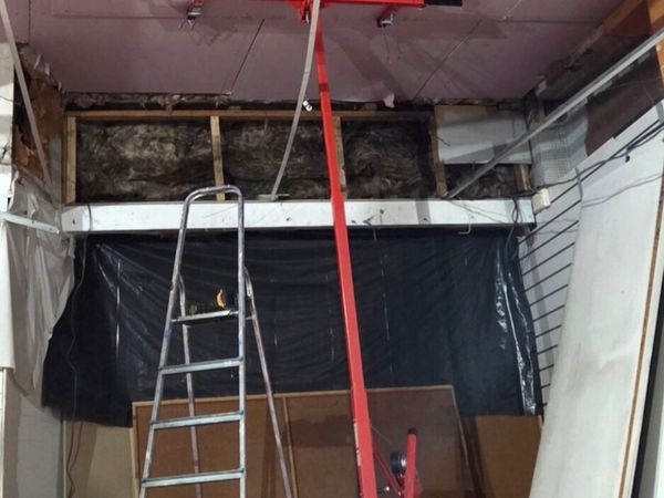 8x4 plasterboard lifter (may deliver, pay n delive - Main image