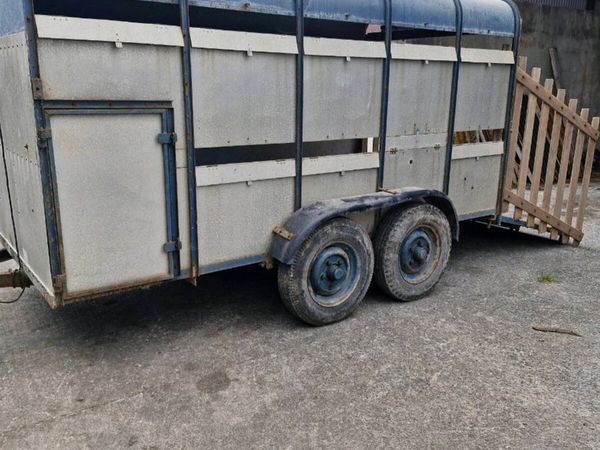 12x6 Cattle Trailor - Main image
