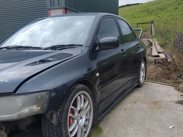 Mitsubishi Lancer Evo 7 - Main image