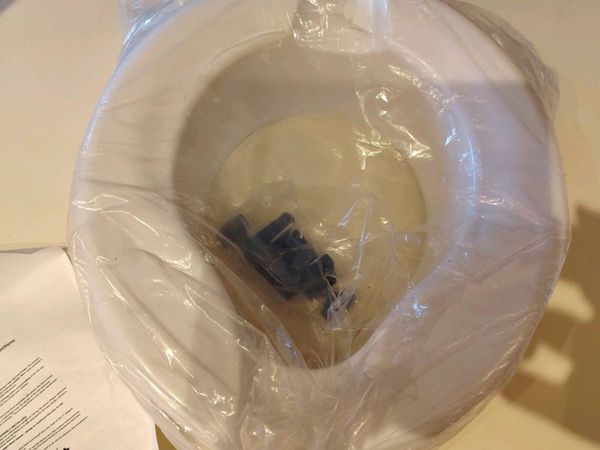 Raised toilet seat - Main image