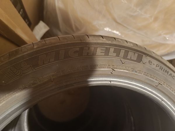 Part Worn Tyres x4 235/45/18 - Main image