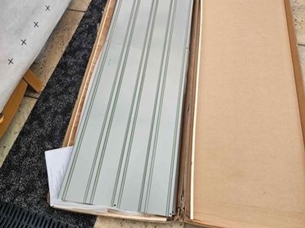 Metal shed - Main image
