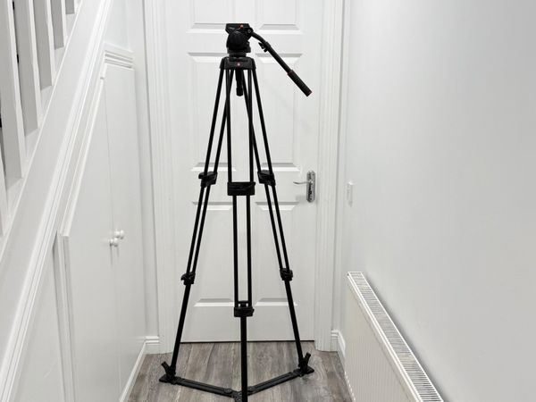Manfrotto 546GB aluminium tripod 501 HDV fluid hea - Main image