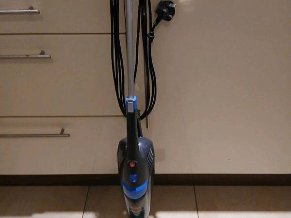 BISSELL STICK VACUM CLEANER ELECTRIC - Main image
