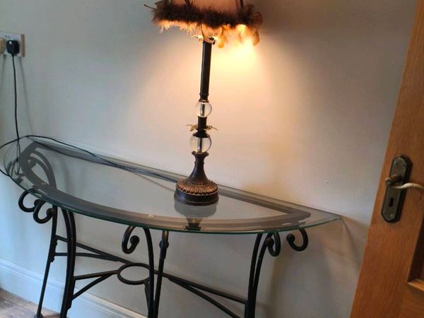 Beautiful hall table like new 50 - Main image
