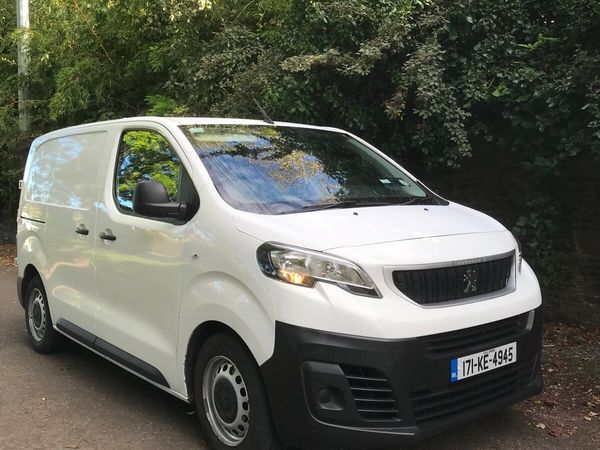 Peugeot Expert Van tested 9/27 - Main image