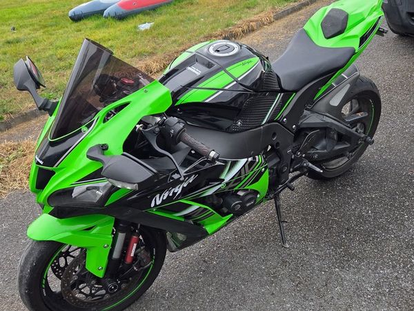 Kawasaki zx10r - Main image