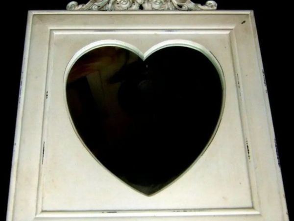 Vintage Shabby Chic Wooden Heart Mirror - Main image
