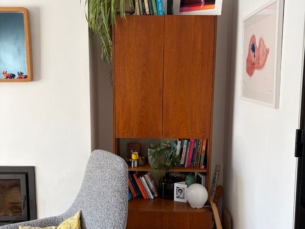 Mid-century teak cabinet - Main image
