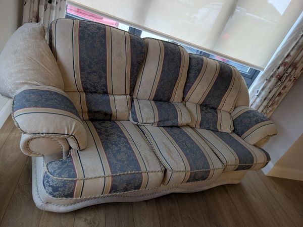 Beige 3 seater sofa - Main image